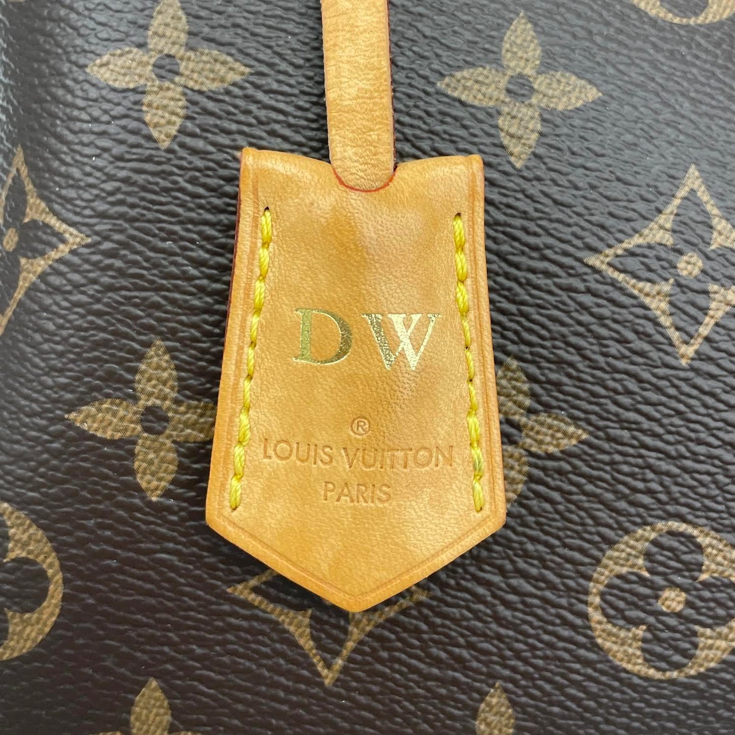 LOUIS VUITTON Monogram Montaigne MM-OUTLET ITEM FINAL SALE