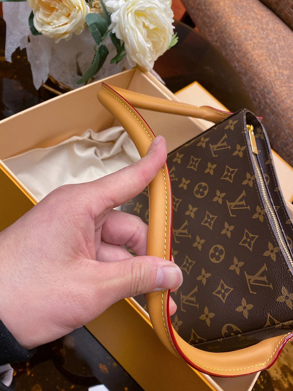 LOV2 Bags - Luxurious Bags 2616