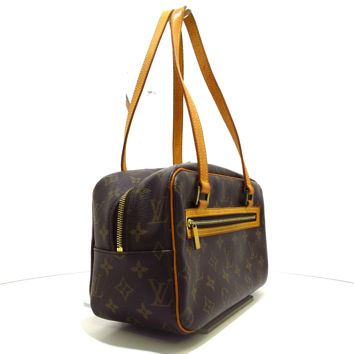 Louis Vuitton Cite Canvas Shoulder Bag ()