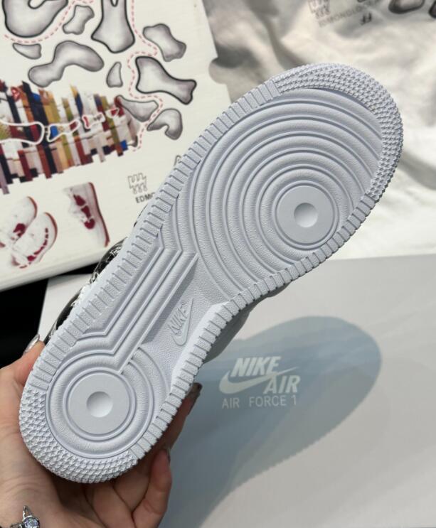 SAMC - NKE Shoes - 336