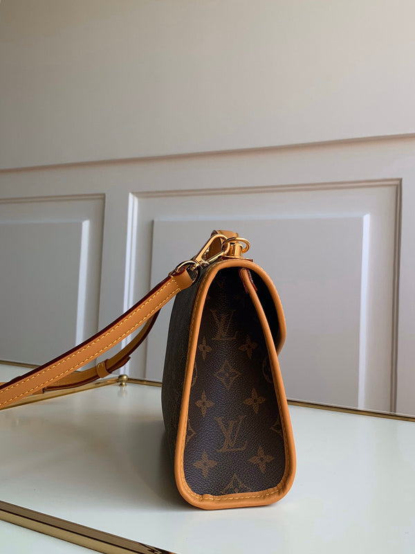 LOV2 Bags - Luxurious Bags 2619