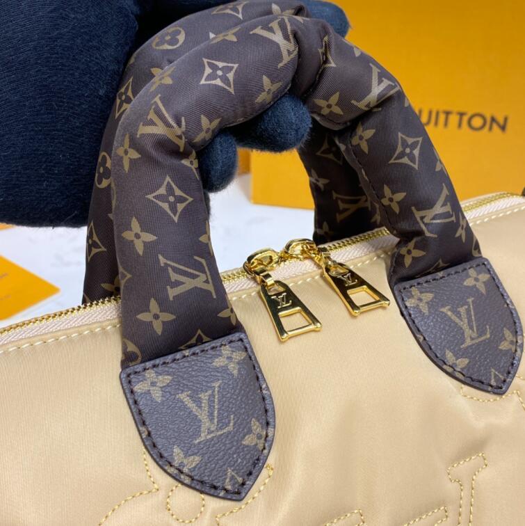SAMC - LOV Bags - 1937