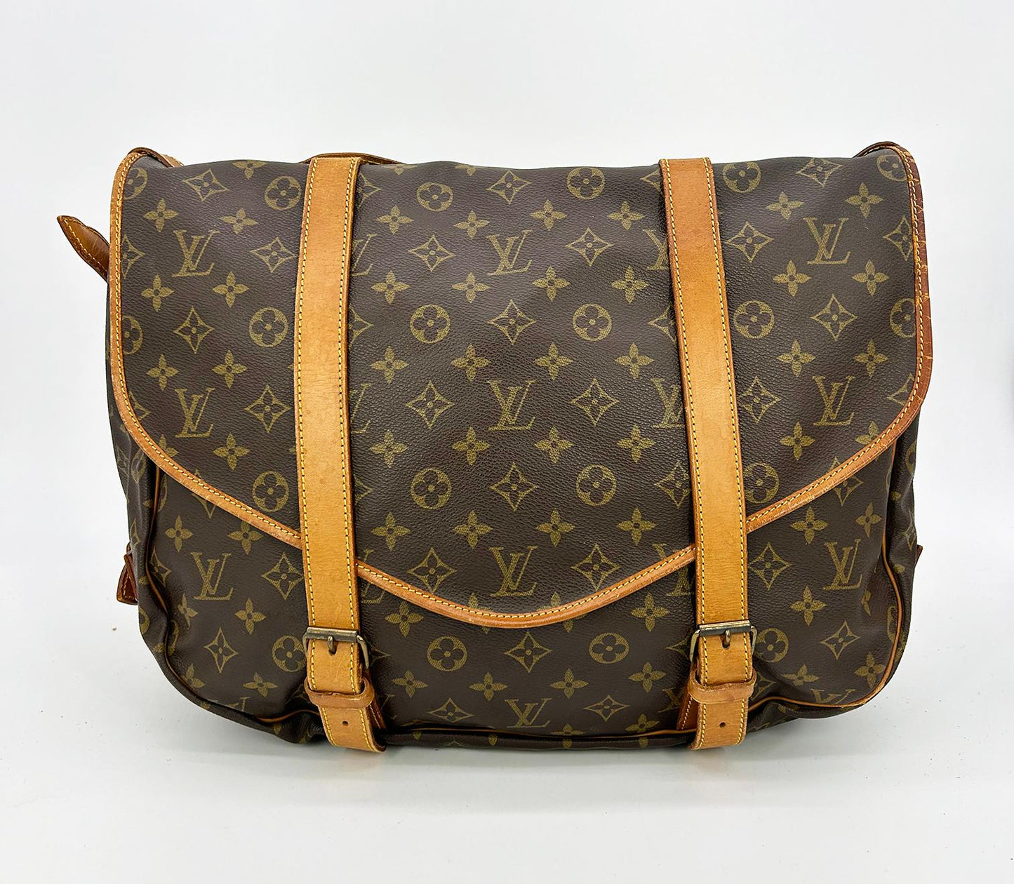 Louis Vuitton Vintage Monogram Samur 43 Messenger Shoulder Bag