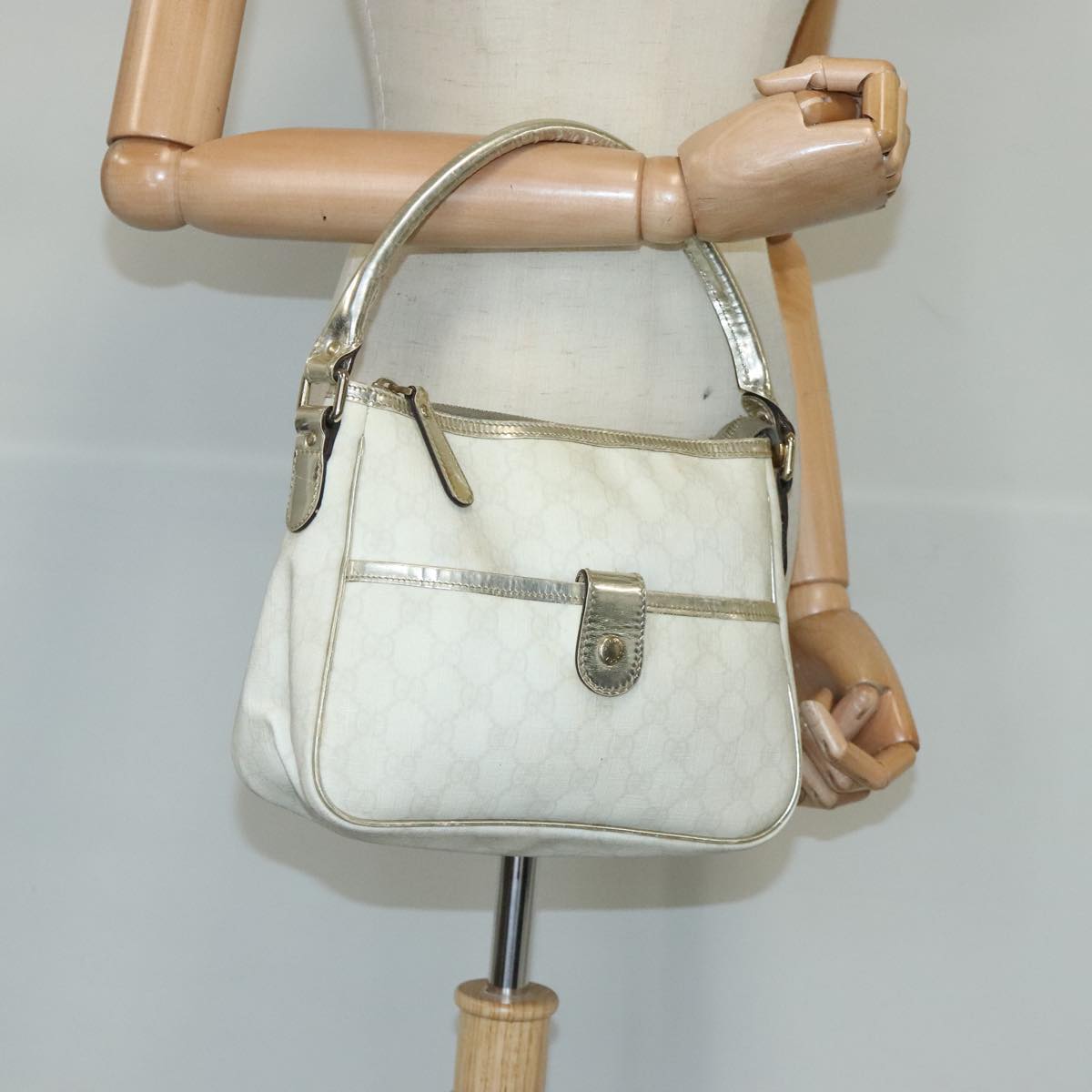 GUCCI GG Supreme Hand Bag PVC Leather White Gold 190258 100380