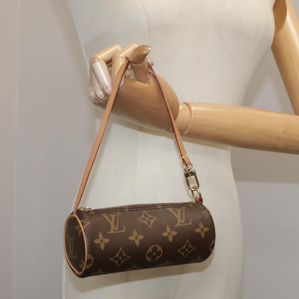LOUIS VUITTON Monogram Papillon Pouch LV 101834