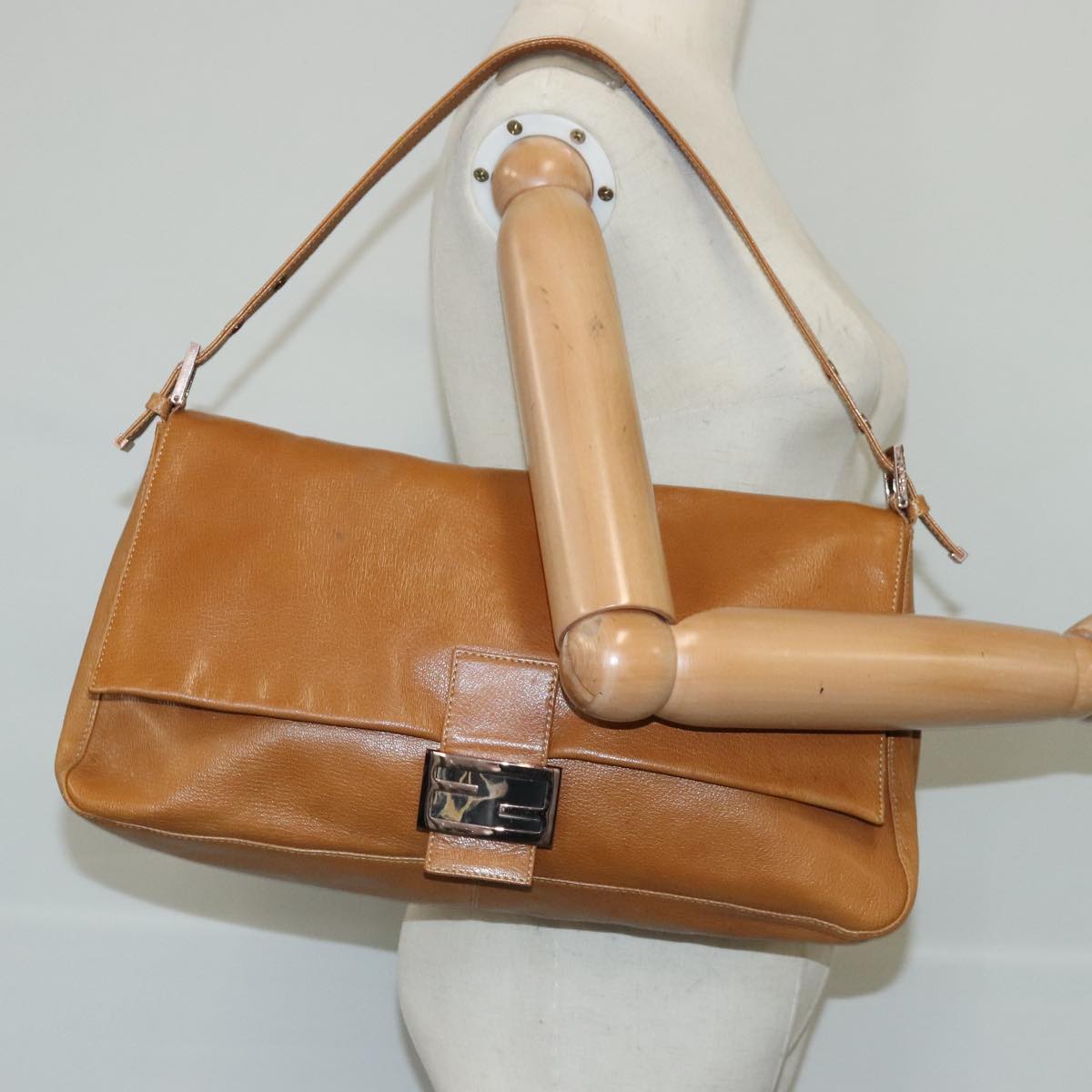 FENDI big Mamma bucket Shoulder Bag Leather Brown