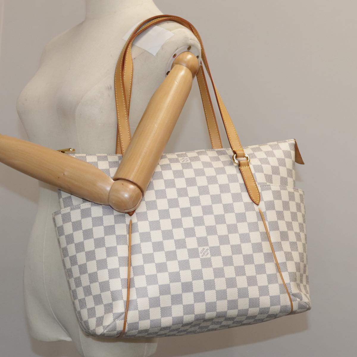 LOUIS VUITTON Damier Azur Totally MM Tote Bag N51262 LV 103372