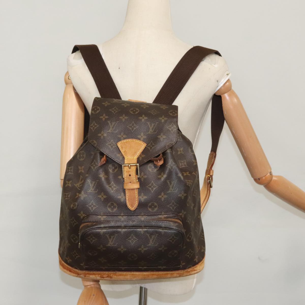 LOUIS VUITTON Monogram Montsouris GM Backpack M51135 LV 103945