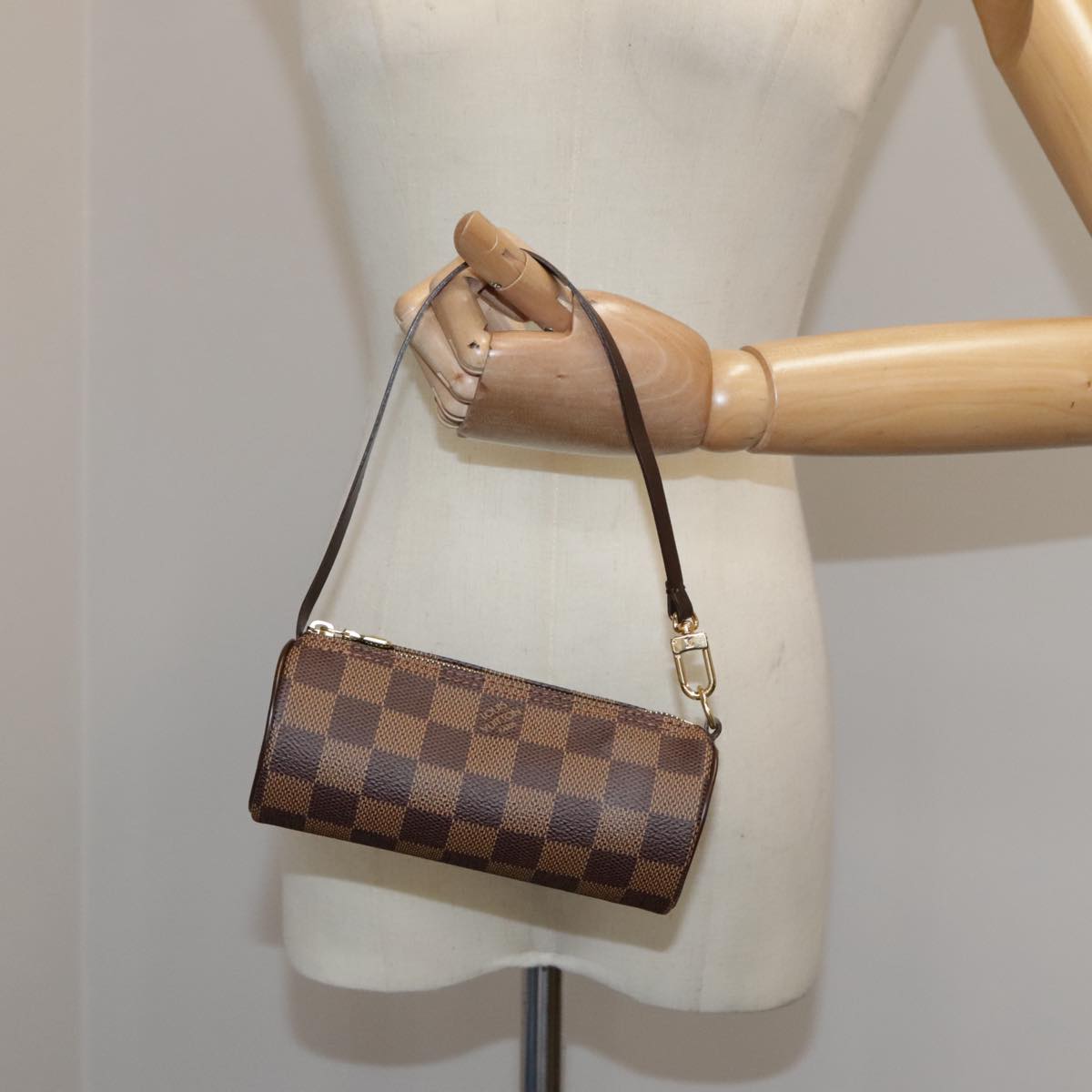 LOUIS VUITTON Damier Ebene Papillon Pouch LV 104187A
