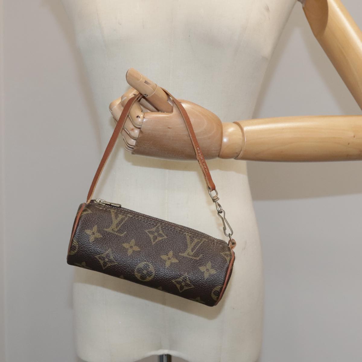 LOUIS VUITTON Monogram Papillon Pouch LV 104262