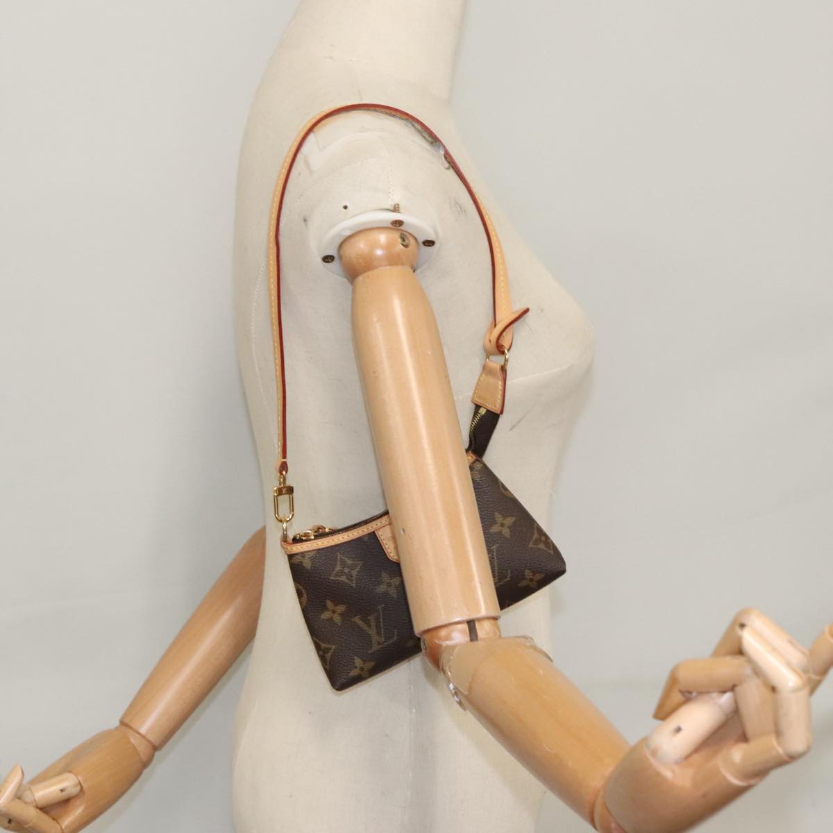 LOUIS VUITTON Monogram Mini Pochette Delight Full Pouch M40309 LV 104405