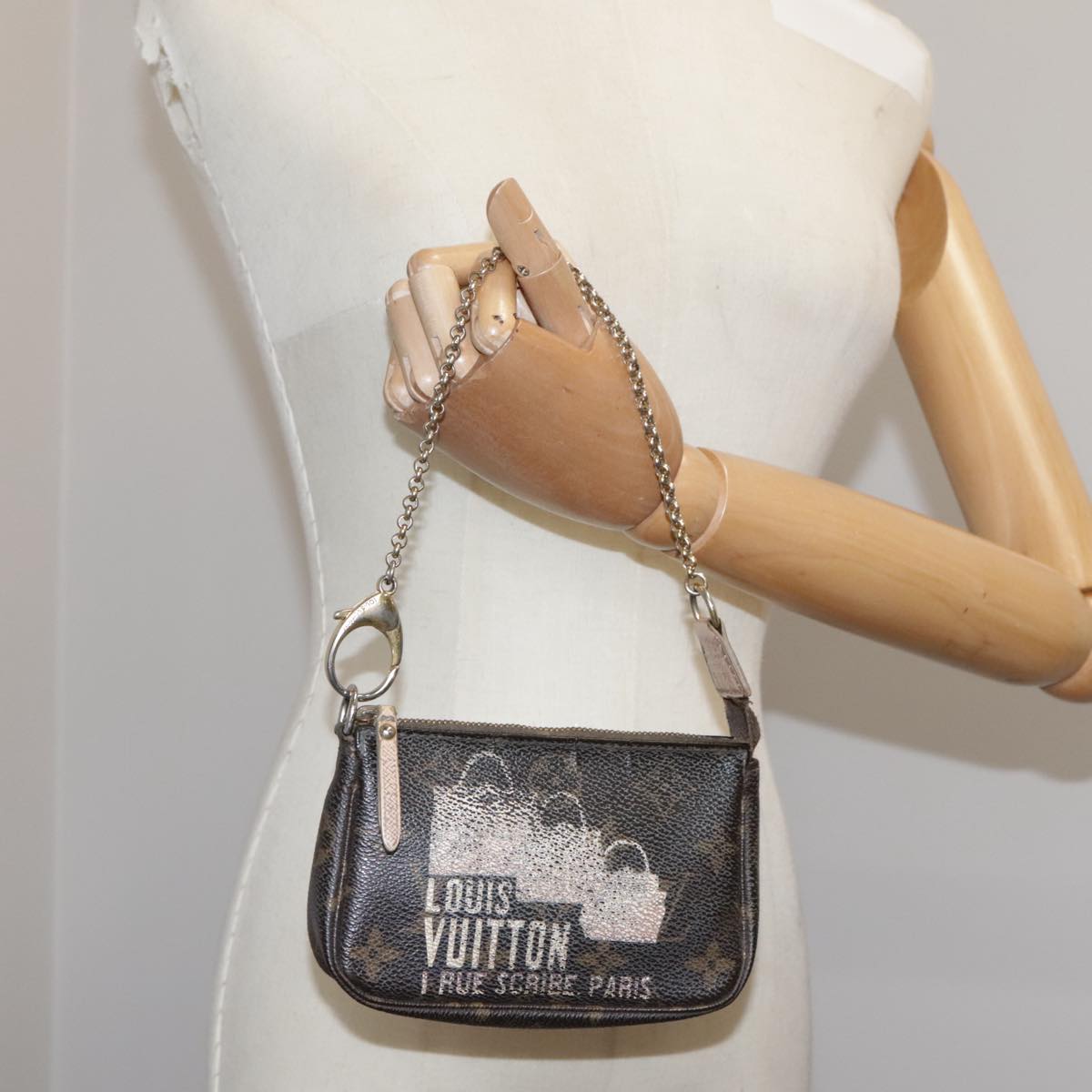 LOUIS VUITTON Monogram Label Mini Pochette Accessoires Pouch M63798 104504