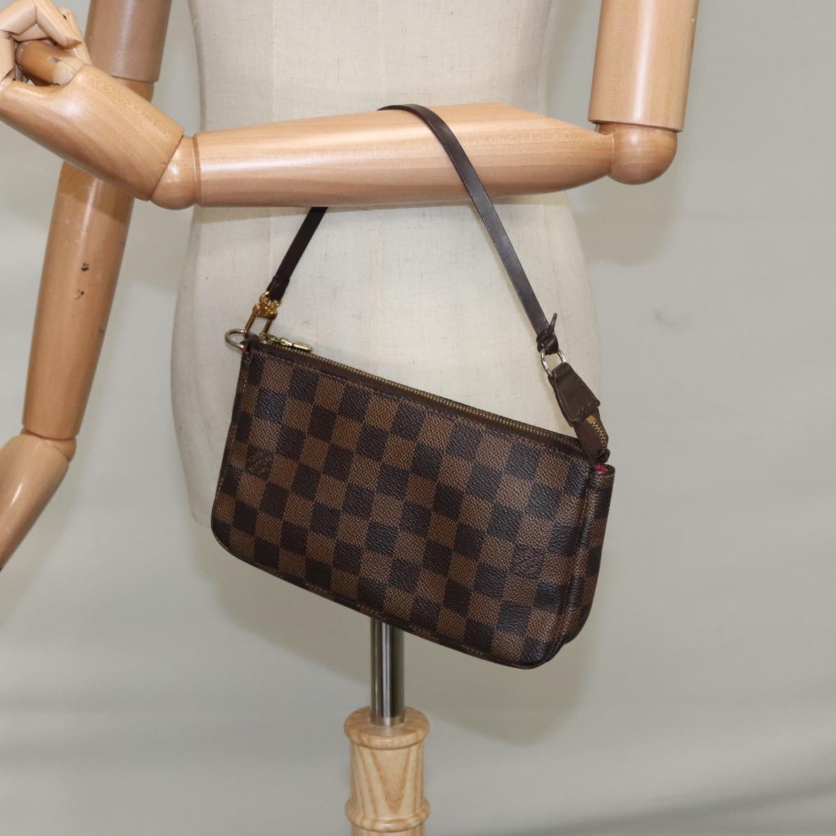 LOUIS VUITTON Damier Ebene Pochette Accessoires Pouch N41206 LV 104768