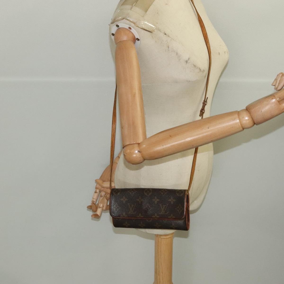 LOUIS VUITTON Monogram Pochette Twin PM Shoulder Bag M51854 LV 104924