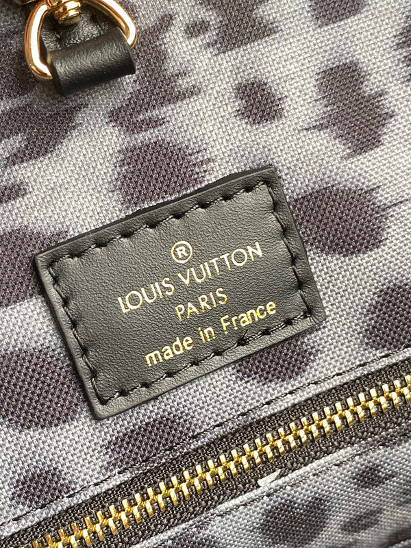 LOV2 Bags - Luxurious Bags 1724
