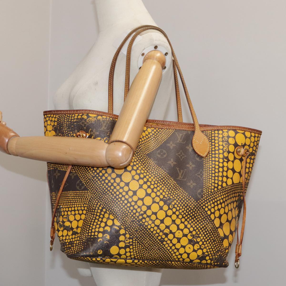 LOUIS VUITTON Monogram Yayoi Kusama Neverfull MM Bag Yellow M40685 106432
