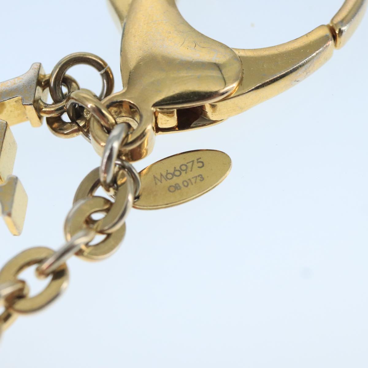 LOUIS VUITTON Hollow Flower Key Holder Gold M66975 LV 106635