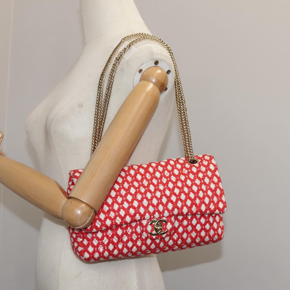 CHANEL Matelasse Chain Shoulder Bag Tweed Red CC 106727A