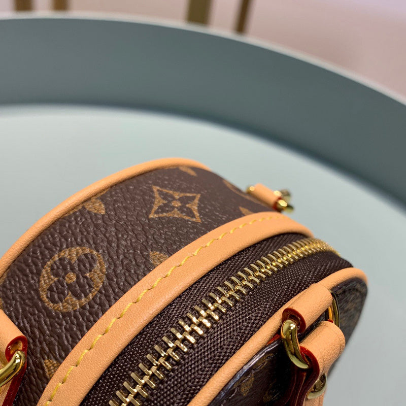 LOV2 Bags - Luxurious Bags 1885