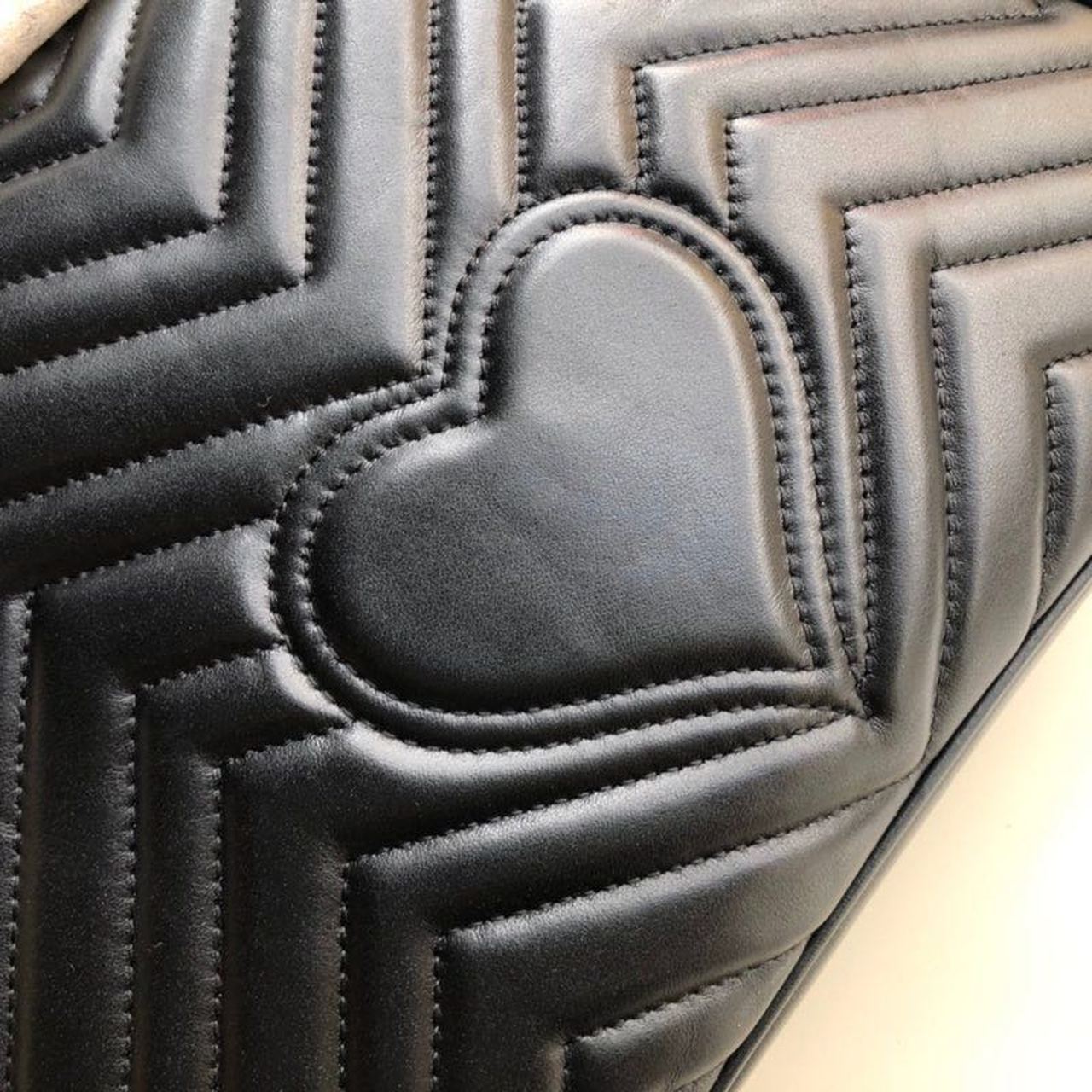 Glami Marmont Small Matelassé Shoulder Bag Black Matelassé Chevron For Women 10in/26cm 443497 DTGLAMIT 1000