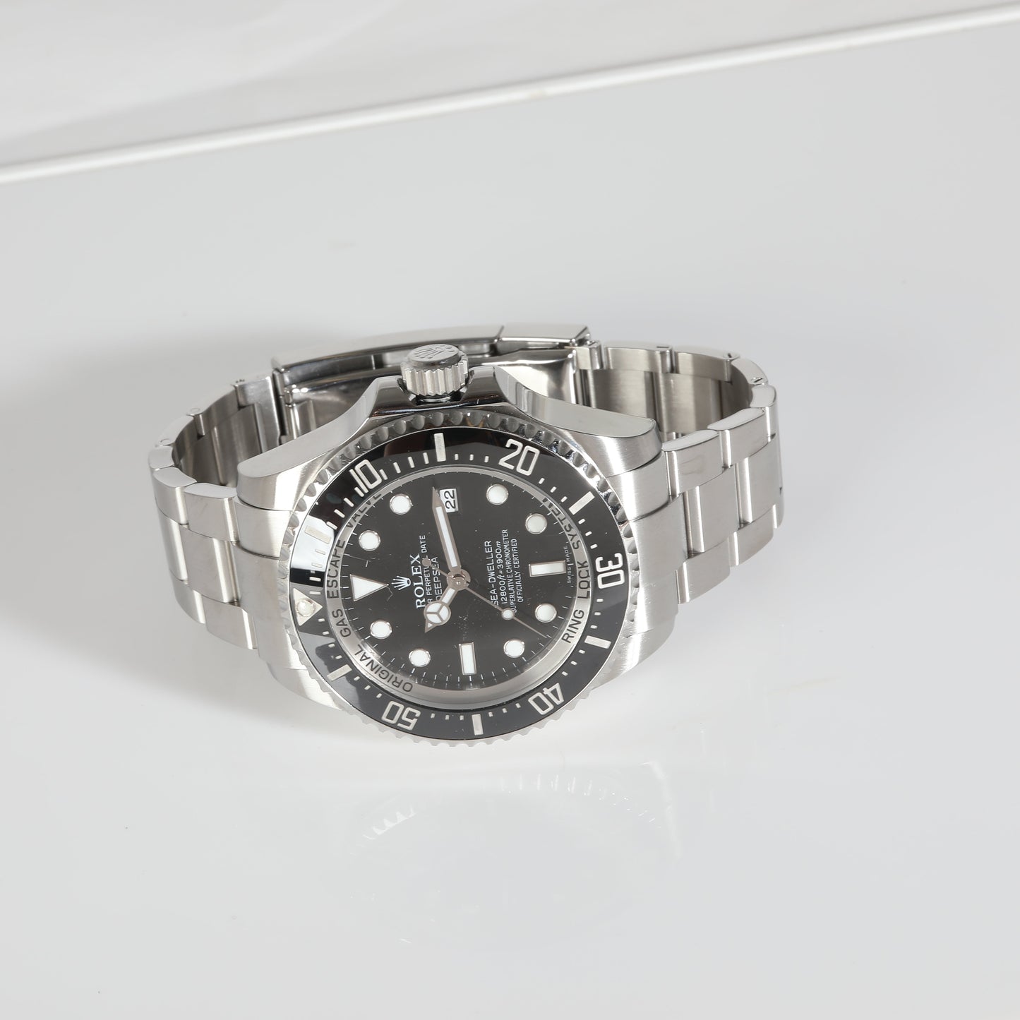 ROLEX Sea-Dweller 116660 Men's Watch in Stainless Steel