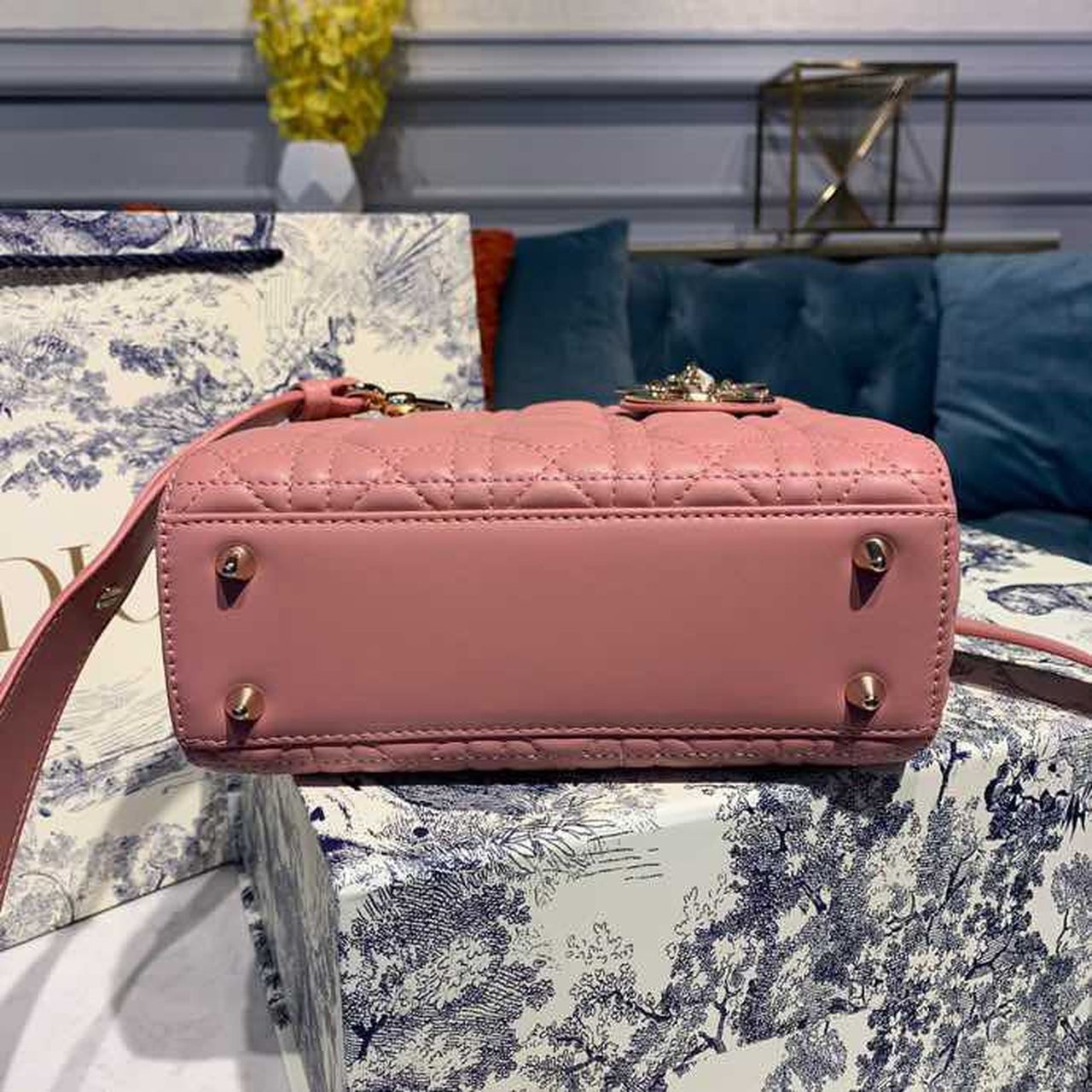 GLAMI Small Lady Bag Blush Cannage Sorbet Pink For Women 8in/20cm CD