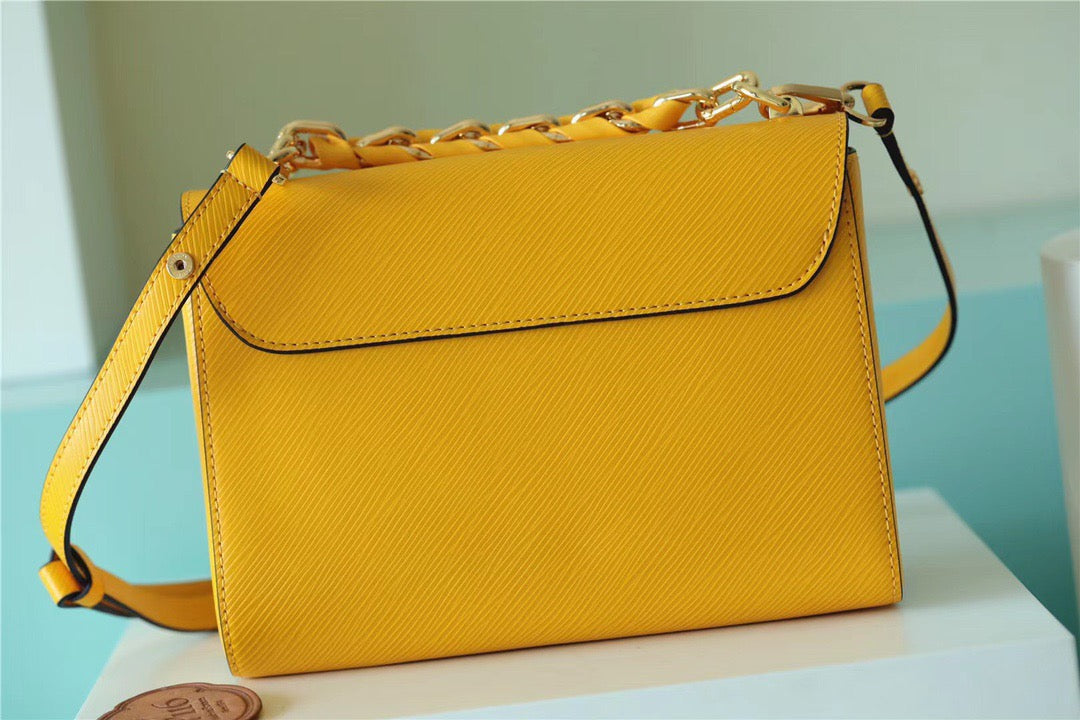 LV Twist MM Epi SunGlamIower Yellow For Women, Women’s Bags, Shoulder And Crossbody Bags 9.1in/23cm LV M59888
