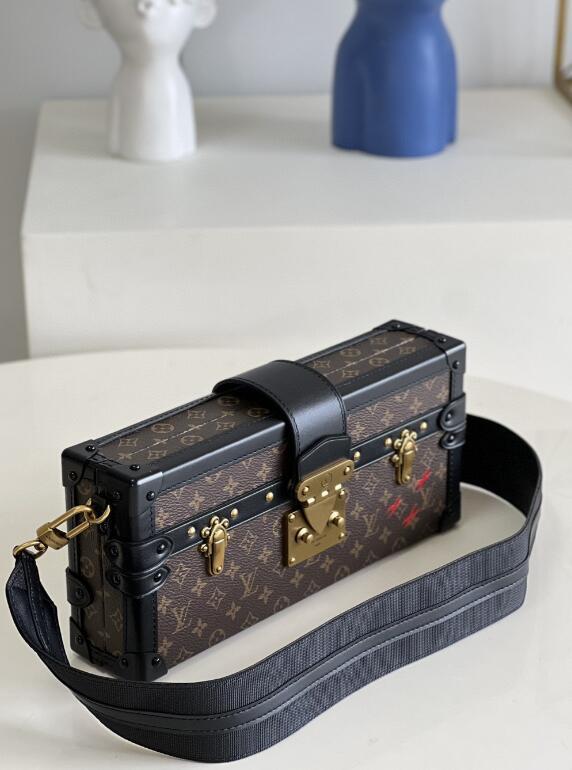 SAMC - LOV Bags - 1623