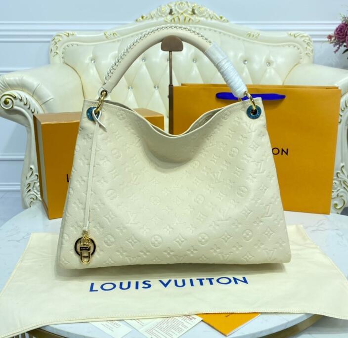 SAMC - LOV Bags - 2464