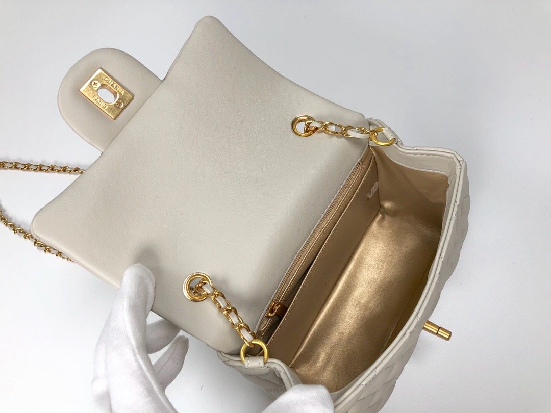 Designer bags by Chanel 115