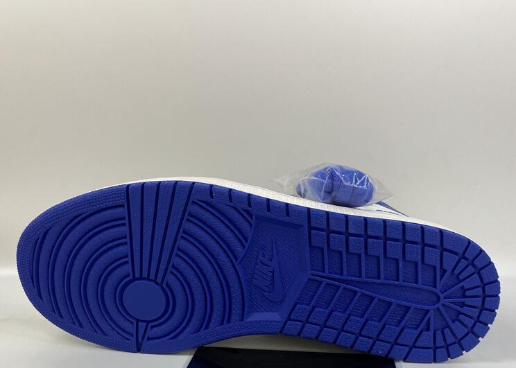 SAMC - NKE Shoes - 1420