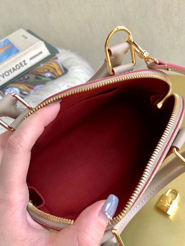 LOV2 Bags - Luxurious Bags 1343