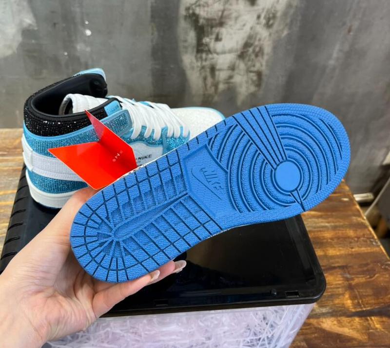 SAMC - NKE Shoes - 176