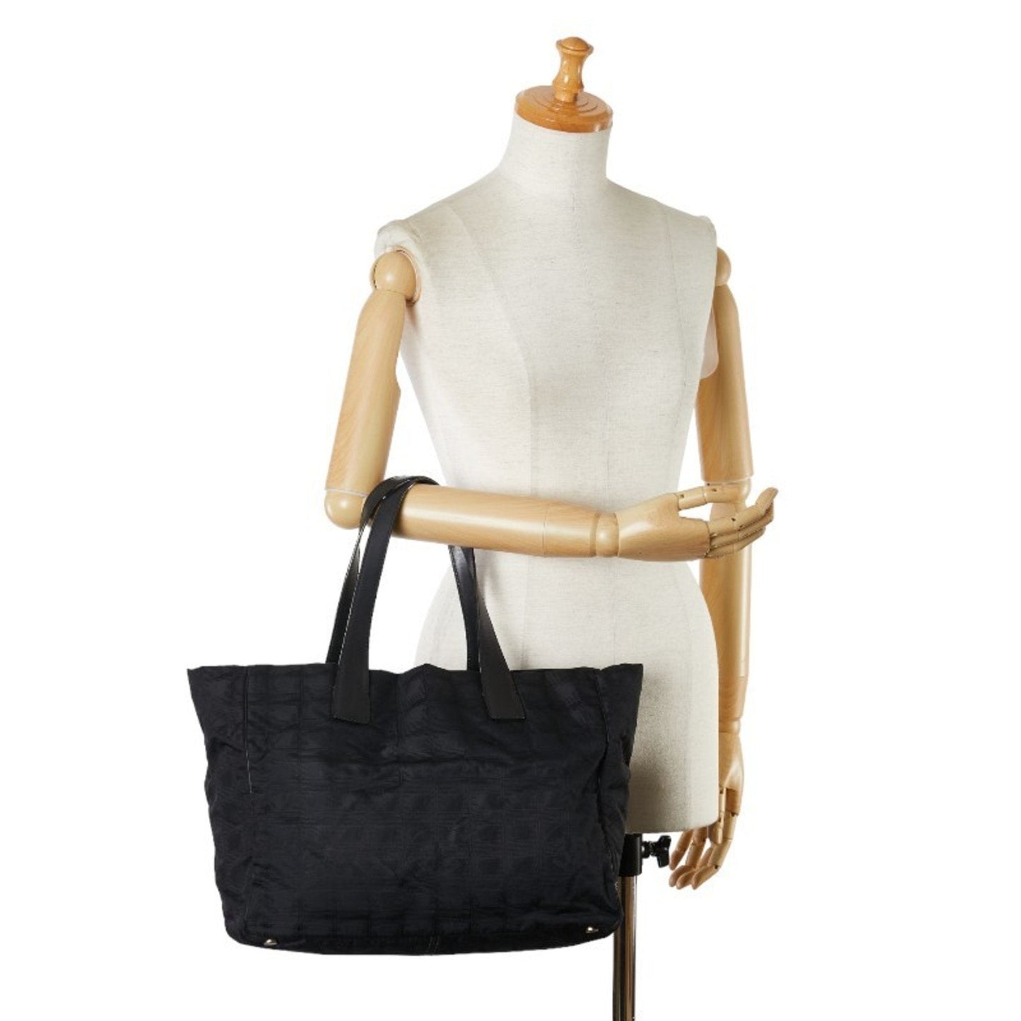 Chanel Quilted Tote Bag Model Black Tote
