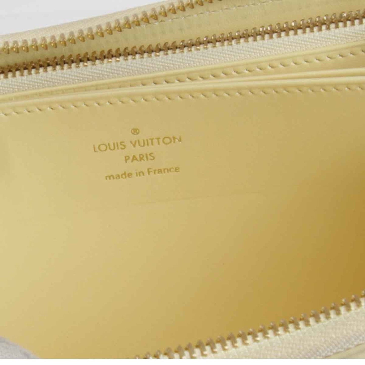 Luxury Leather Zippy Wallet