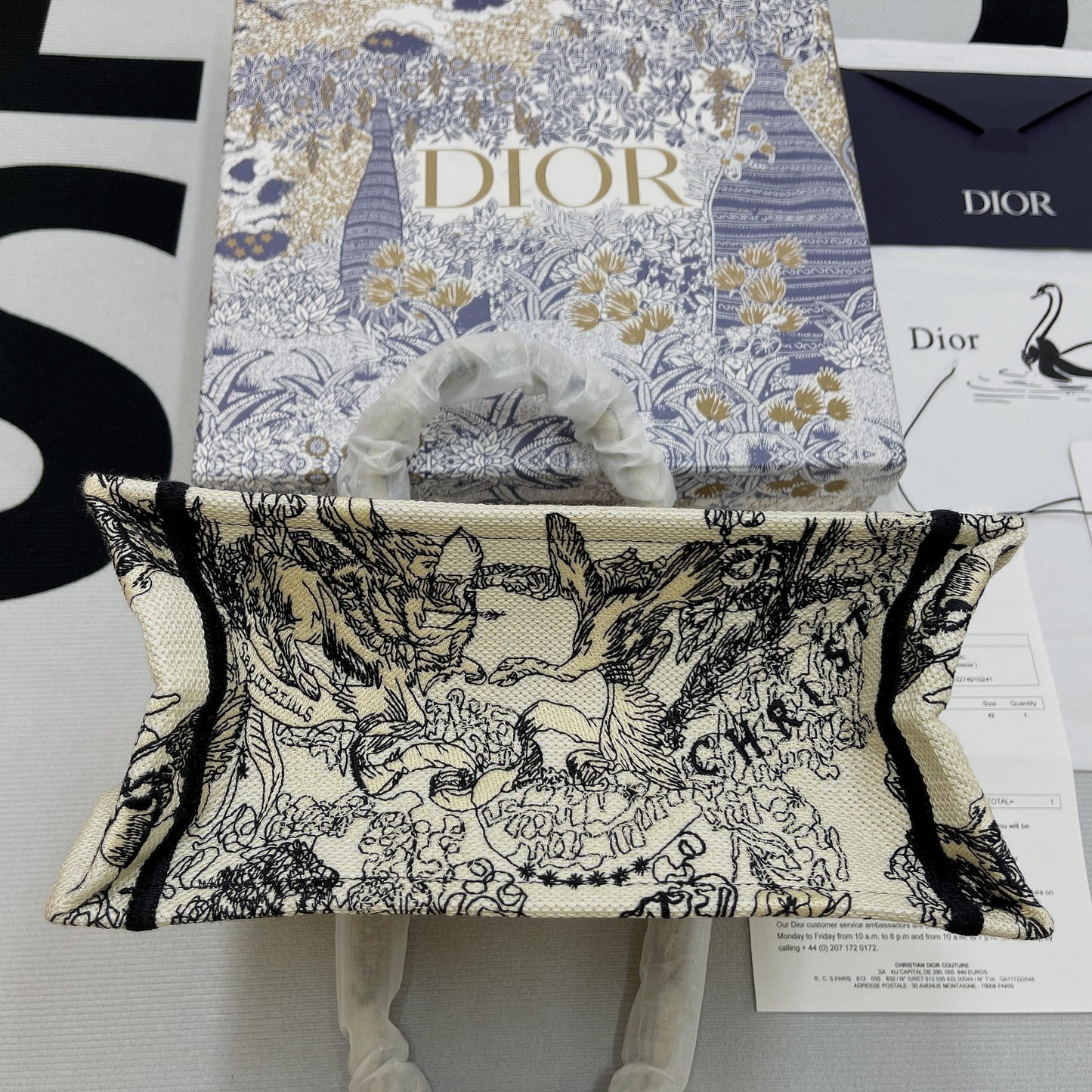 GLAMI Small Book Tote White, For Women, Women’s Handbags 26.5cm/10.5in CD M1265ZRHZ_M941
