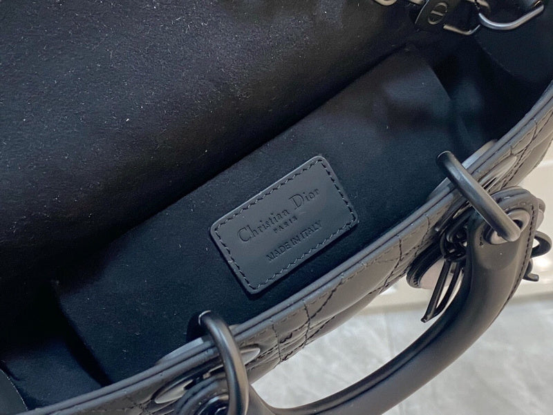 ELE - Dir Bags - 700
