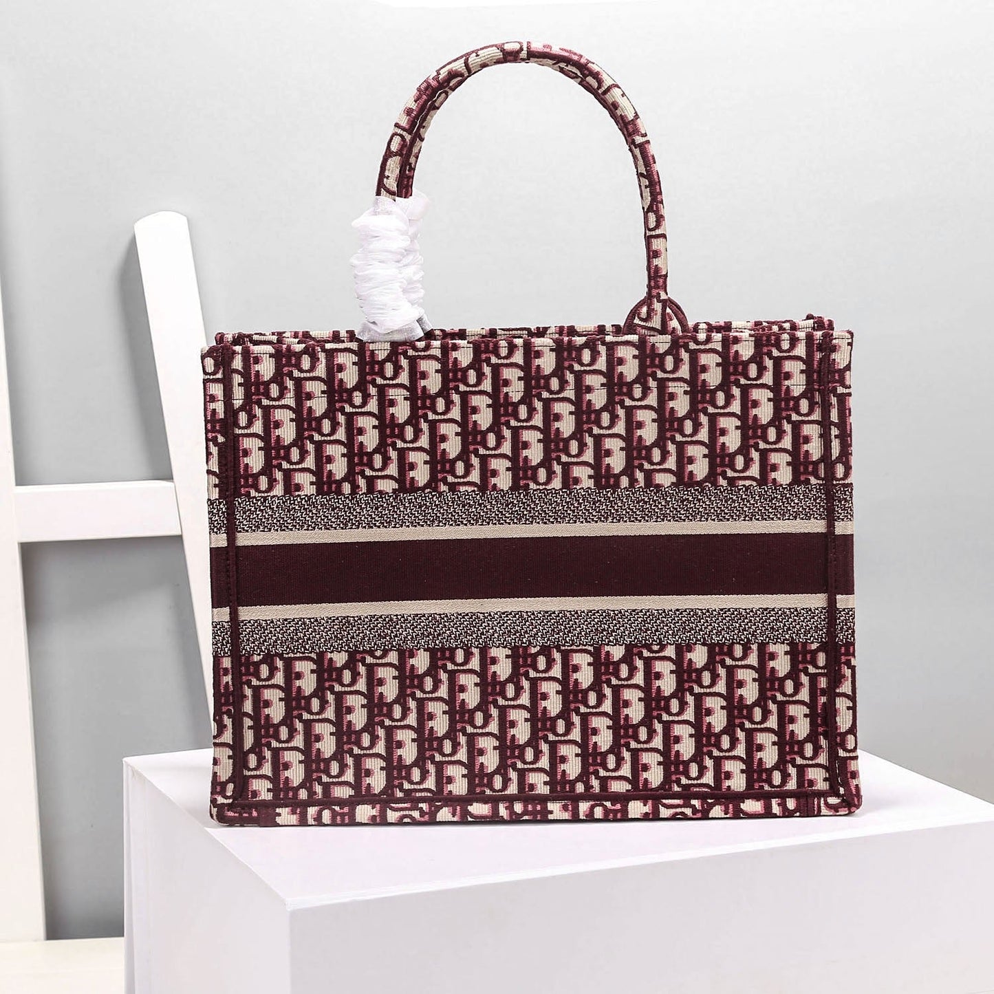GLAMI MeGLAMIum Book Tote Red, For Women, Women’s Handbags 14in/36cm CD