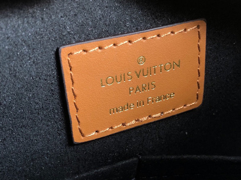 LOV2 Bags - Luxurious Bags 1712