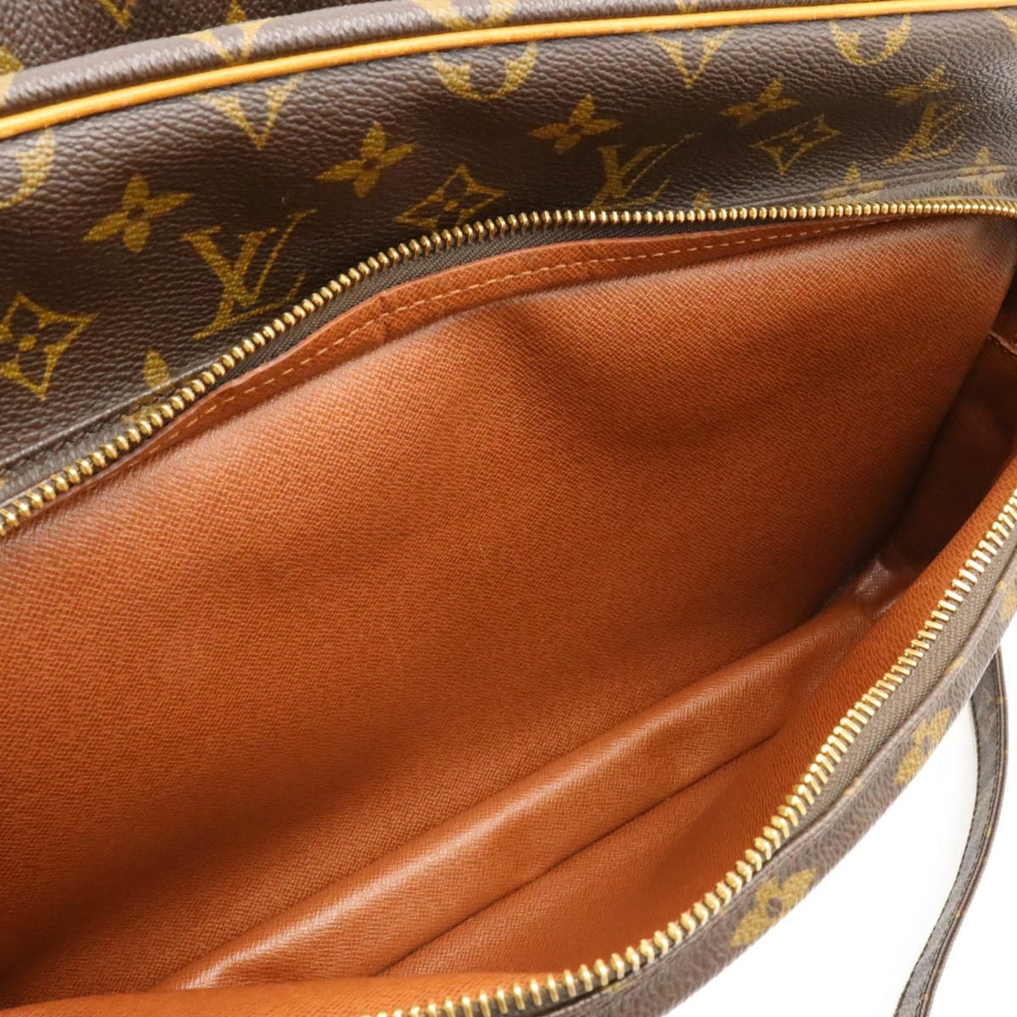 Louis Vuitton Nile Canvas Shoulder Bag ()
