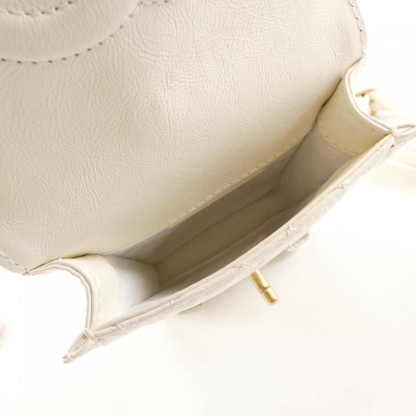 Chanel Mini Flap Leather Bag with Metal Fittings and Handle