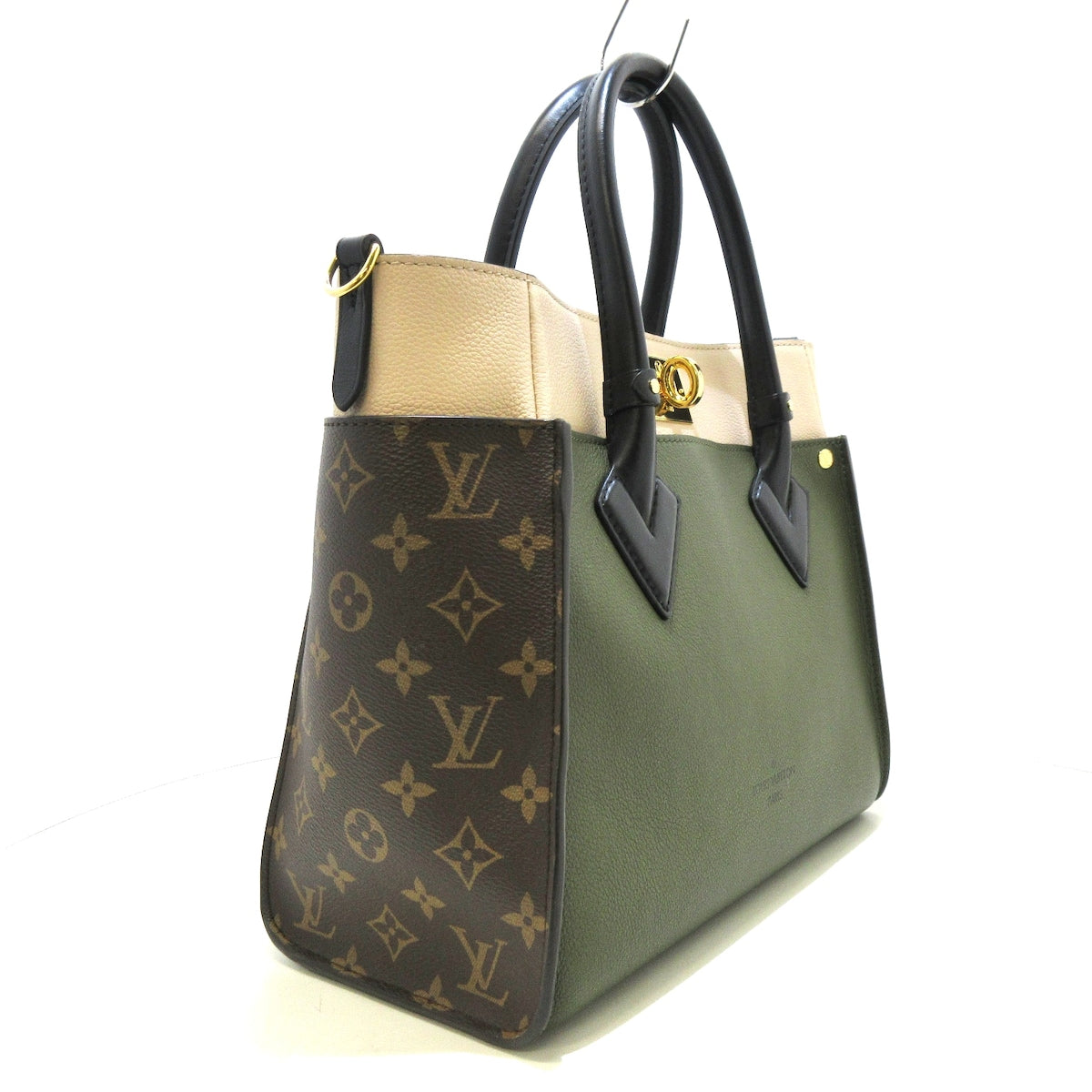 Louis Vuitton On My Side Leather Tote Bag ()
