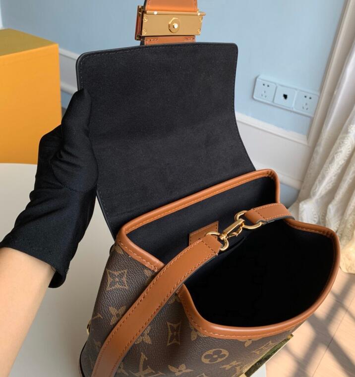 SAMC - LOV Bags - 3016