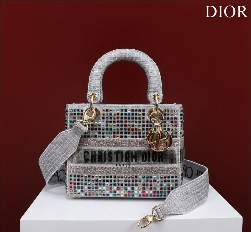 Glami Fashion - DIR Bags - 2010