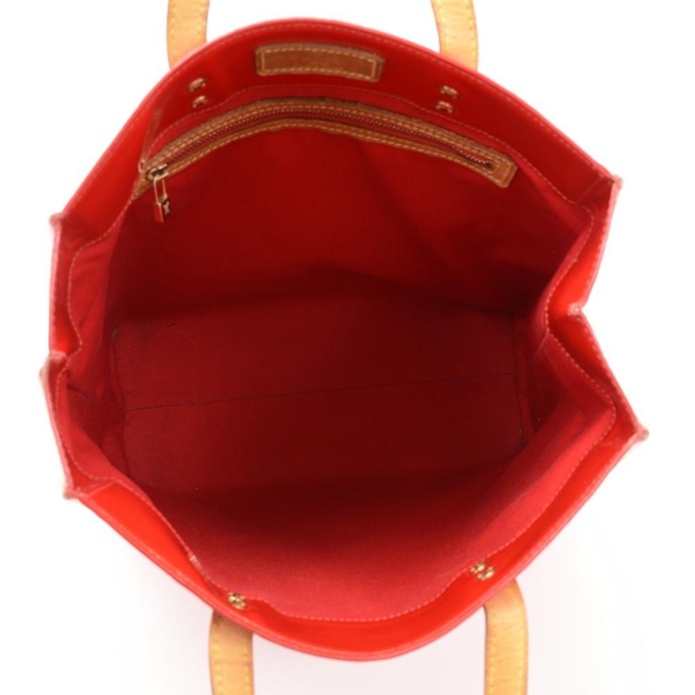 Louis Vuitto Reade MM Patent Leather Handbag