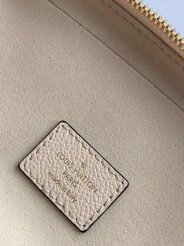 LOV2 Bags - Luxurious Bags 2543