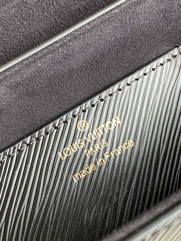LOV2 Bags - Luxurious Bags 1629