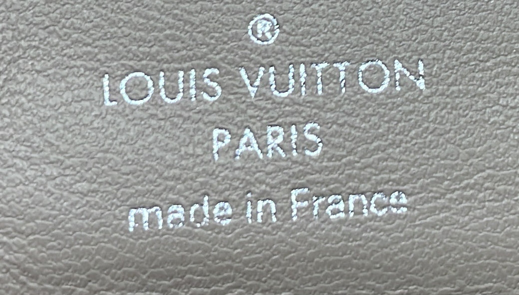 Louis Vuitton Clea Wallet Mahina Leather