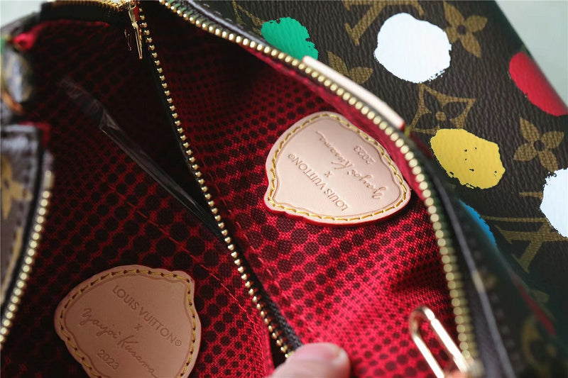 ELE - LUV Bags - 453