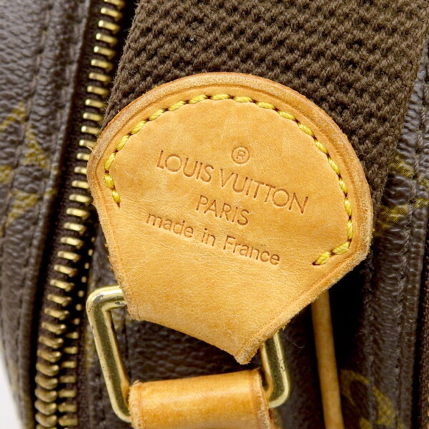 Louis Vuitton Reporter Canvas Shoulder Bag ()